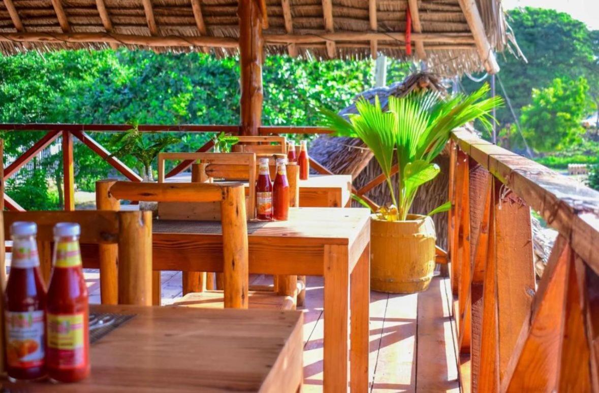 Tolo Tolo Resort Nungwi Extérieur photo
